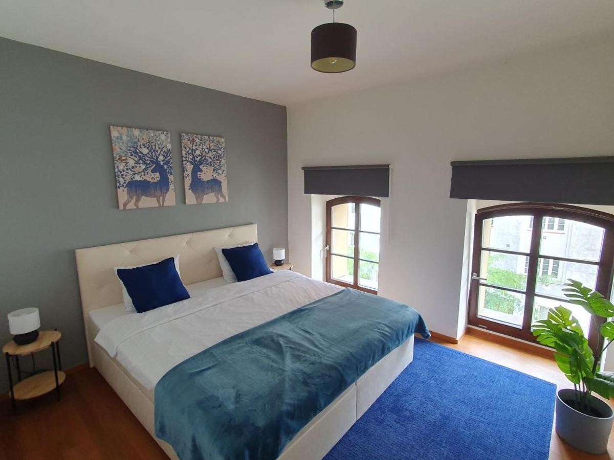 Apartment With Balcony And Parking Near The Prague Museum Exterior foto
